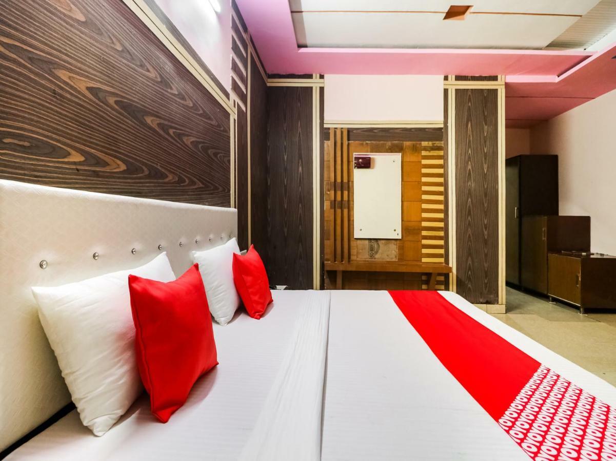 Oyo 47630 Grand Villa Moga Zewnętrze zdjęcie