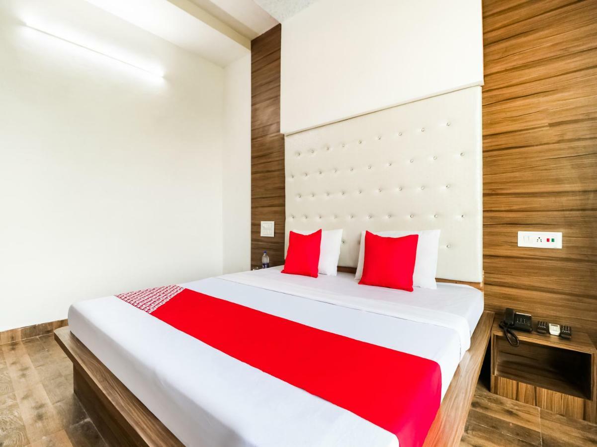 Oyo 47630 Grand Villa Moga Zewnętrze zdjęcie