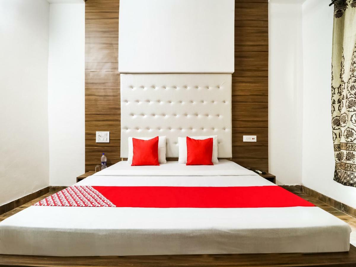 Oyo 47630 Grand Villa Moga Zewnętrze zdjęcie